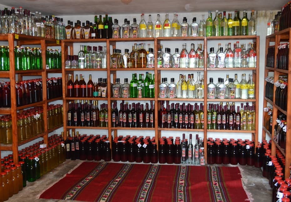 Voćne rakije  neiskorišćeni potencijal Srbije