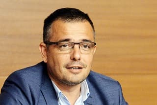 Ministar Nedimović sutra sa poljoprivrednicima u Čačku