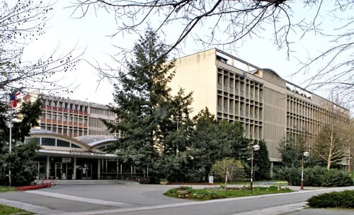Teorija i praksa agrara u istorijskoj perspektivi