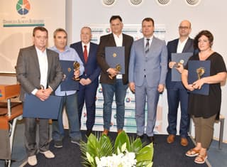 Privrednicima i poljoprivrednicima dodeljene godišnje nagrade Privredne komore Vojvodine