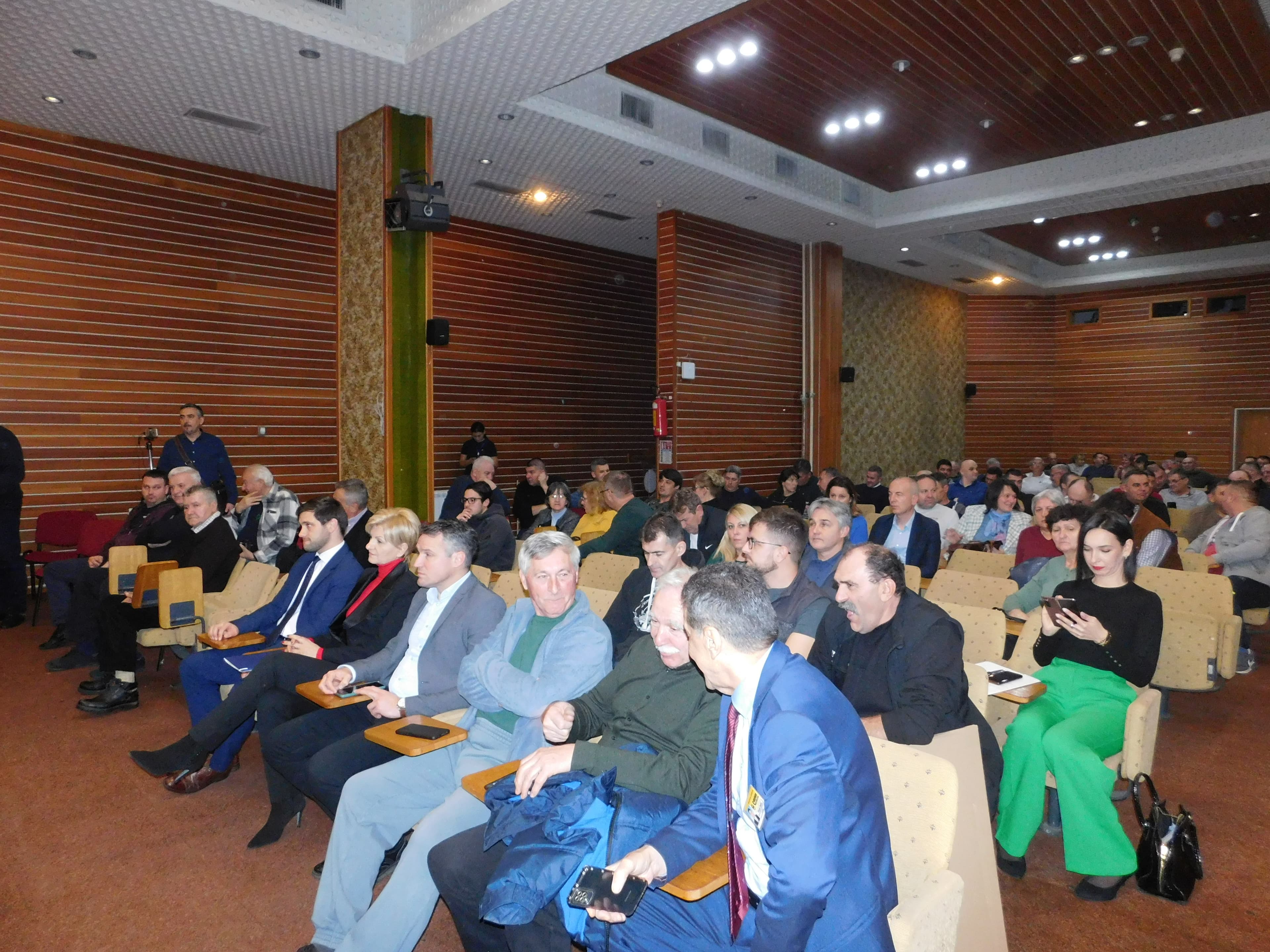 Na Tari od 28. januara do 3. februara: Zimski seminar farmera Kluba 100P Plus