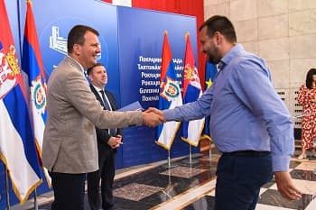 Za nove investicije u poljoprivredu i vodoprivredu više od 1,22 milijarde dinara