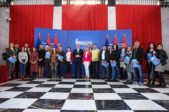 Uručeni ugovori za umetničke i stare zanate korisnicima na teritoriji Vojvodine