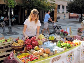 Trgovci kažu da robe ima dovoljno, stabilizovala se kupovina osnovnih namirnica