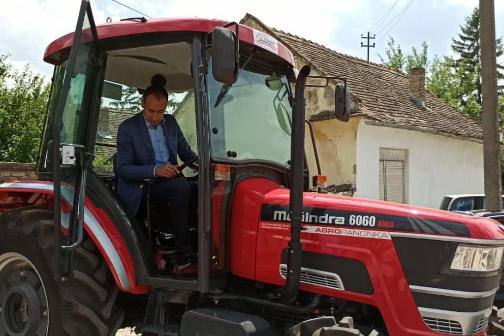Sekretar Radojević posetio poljoprivrednike u Sremu