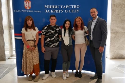 NOVE 3 KUĆE OD MINISTARSTVA ZA BRIGU O SELU U OPŠTINI APATIN