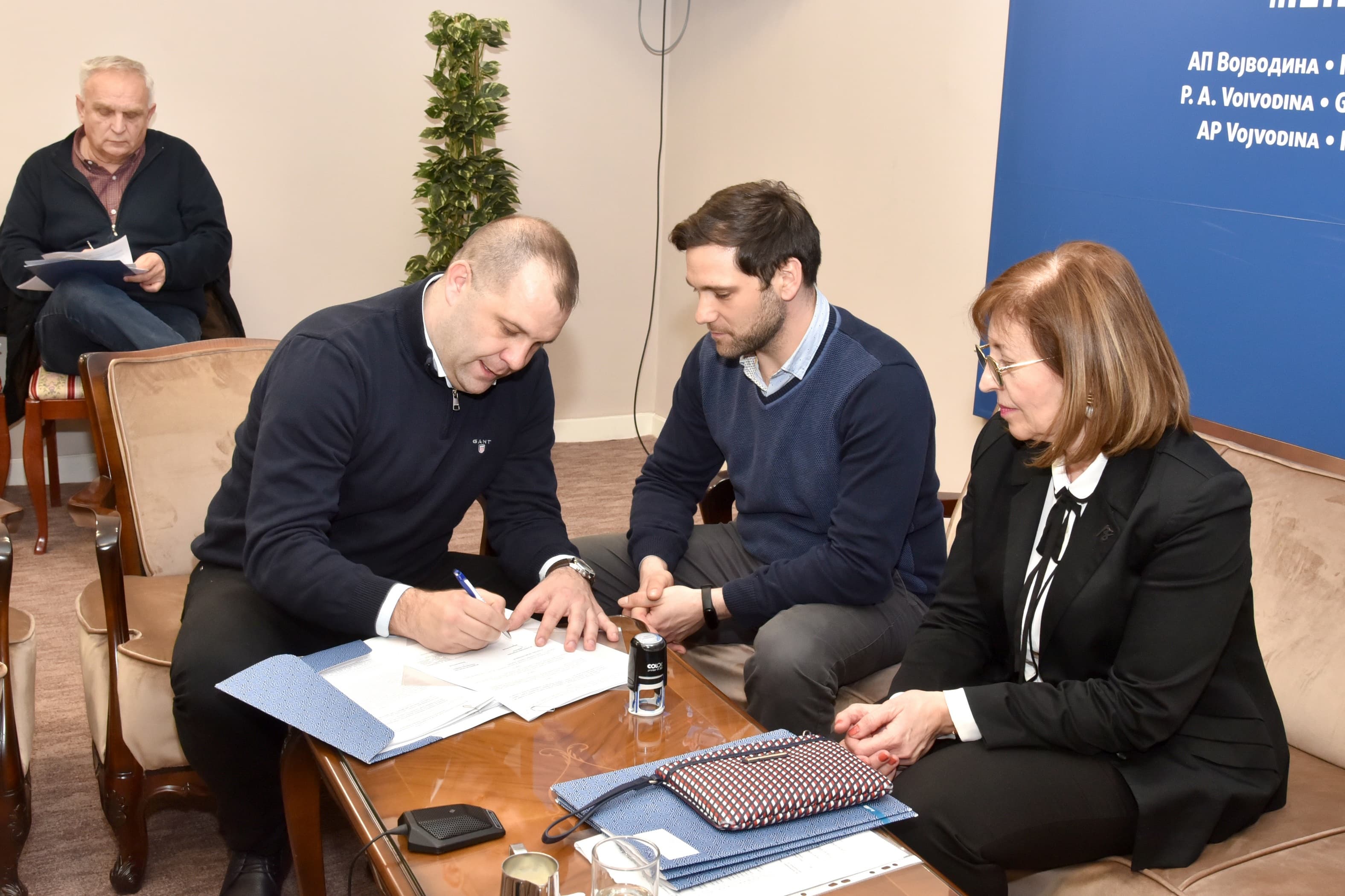 Savetodavcima i prognozno-izveštajnoj službi u Vojvodini blizu 188 miliona za rad