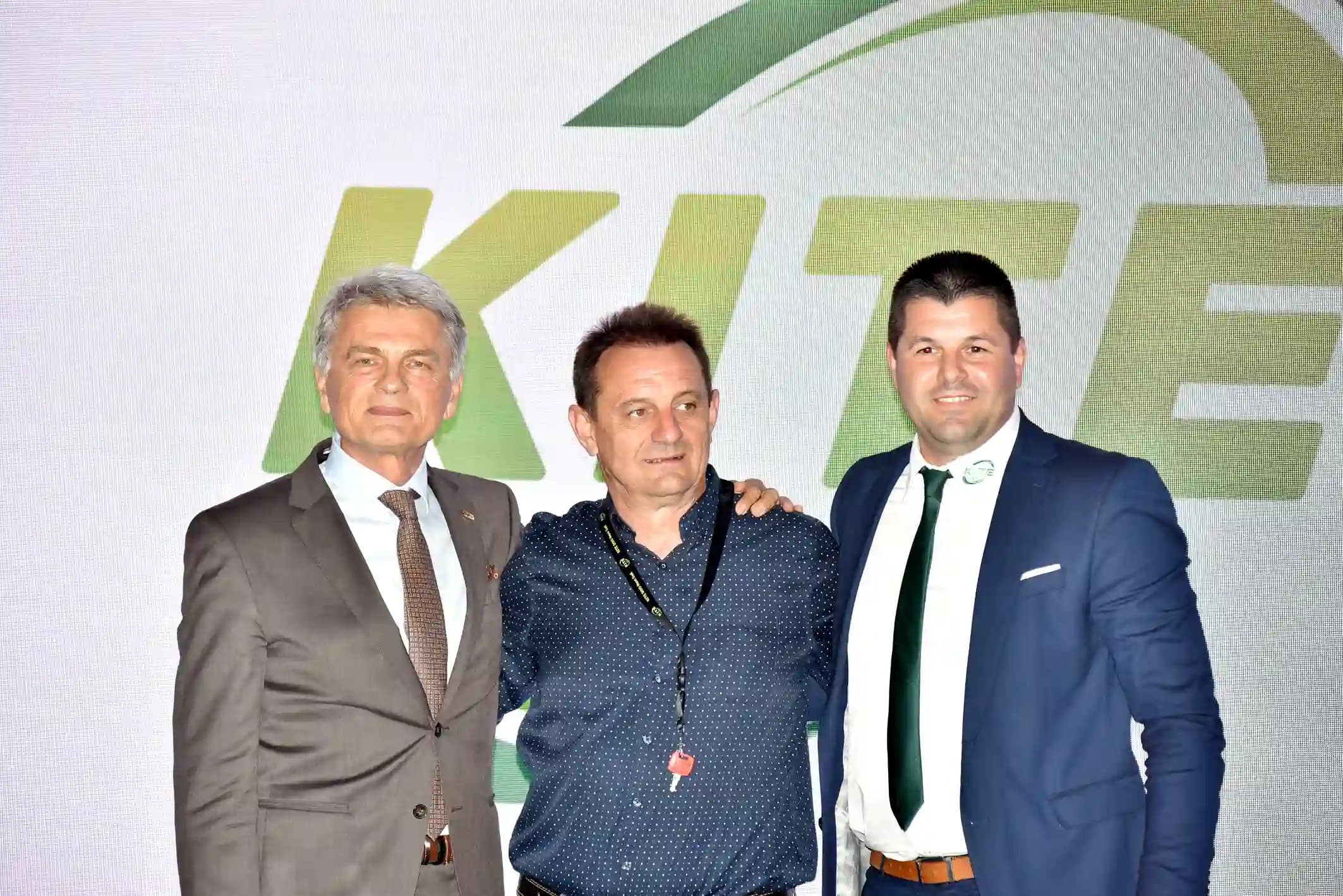Ključevi traktora John Deere uručeni srećnom dobitniku