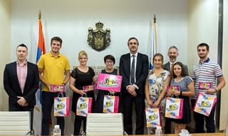 PKS I "FLAJ FLAJ TRAVEL" PODRŽALI NAJBOLJU UČENIČKU KOMPANIJU
