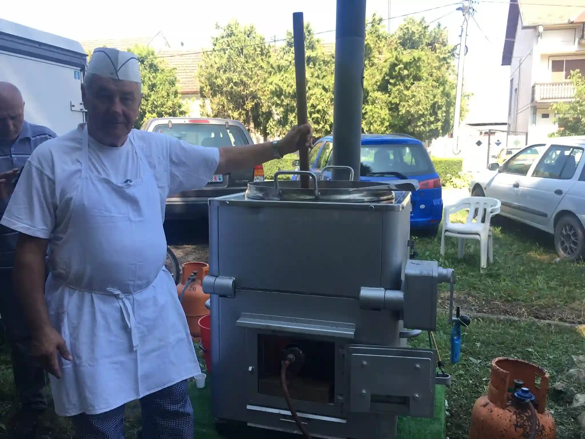 Uspeh kulinarske ekipe iz Lokava na međunarodnom festivalu "Kotlićijada" u Denti