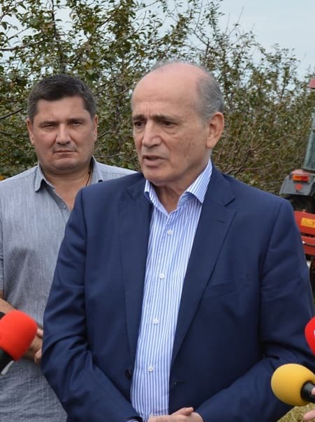 Ministar za brigu o selu Milan Krkobabić posetio Gadžin Han